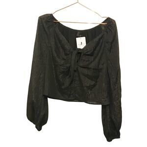Lumiere Cropped Black & Silver Metallic Top - Size Small